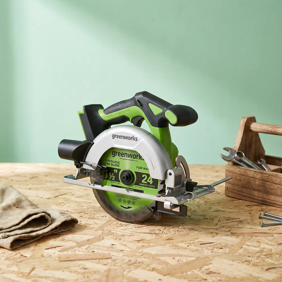 Greenworks 24 V bürstenlose kabellose Kreissäge