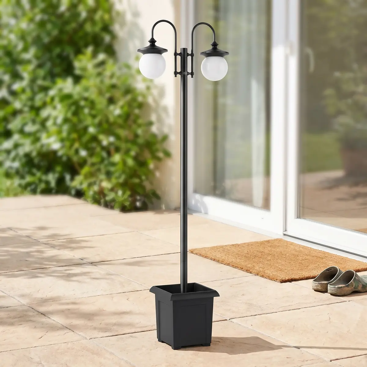 Outsunny Solar Laterne Stehleuchte 182 cm Höhenverstellbar Außen Gartenlaterne