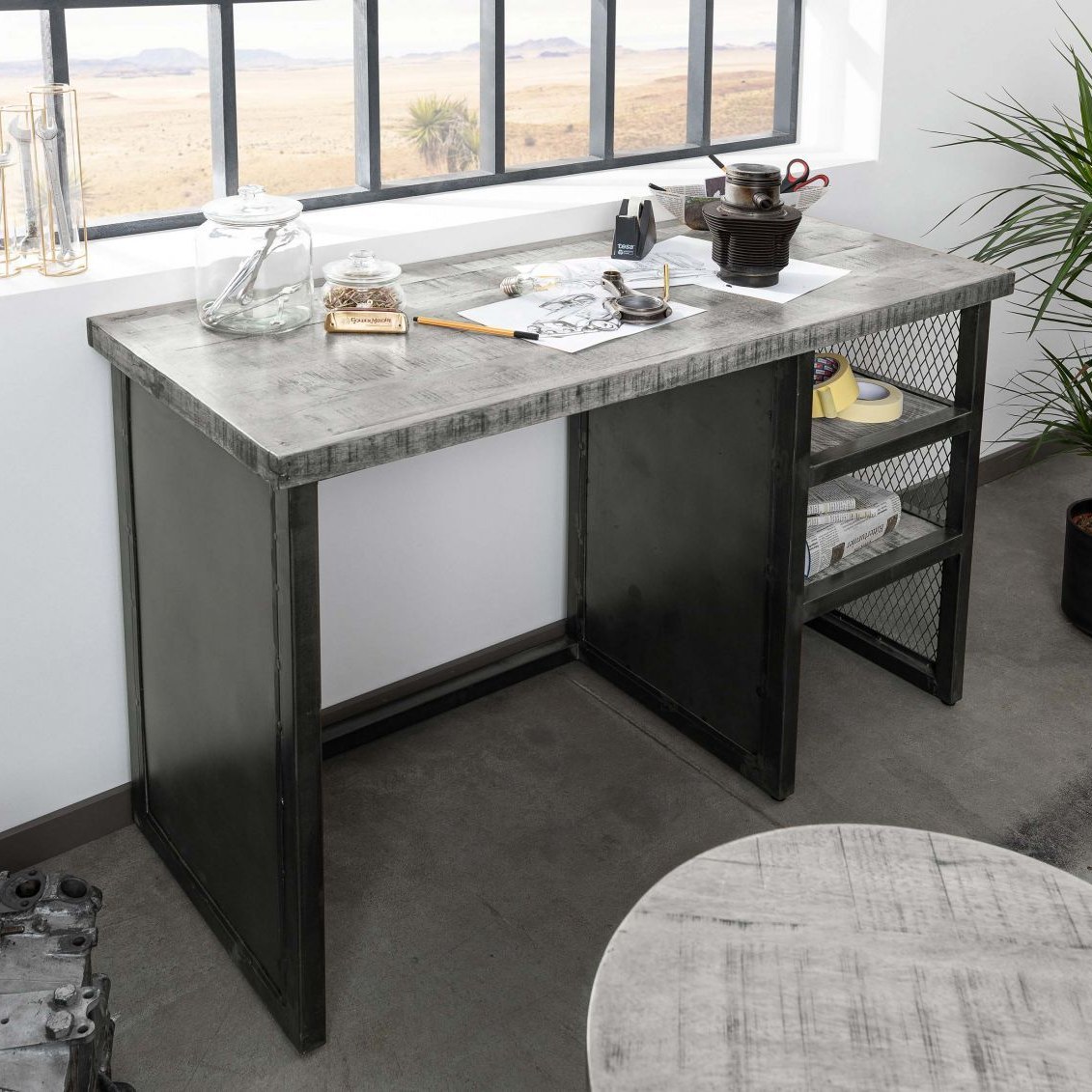 Massivmoebel24.de Schreibtisch Mango 122x52x76 grau lackiert HEAVY INDUSTRY #157